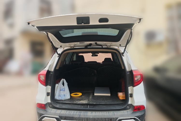 Used BYD Song 2016 GaiShi Edition 1.5TI Manual Elite Model