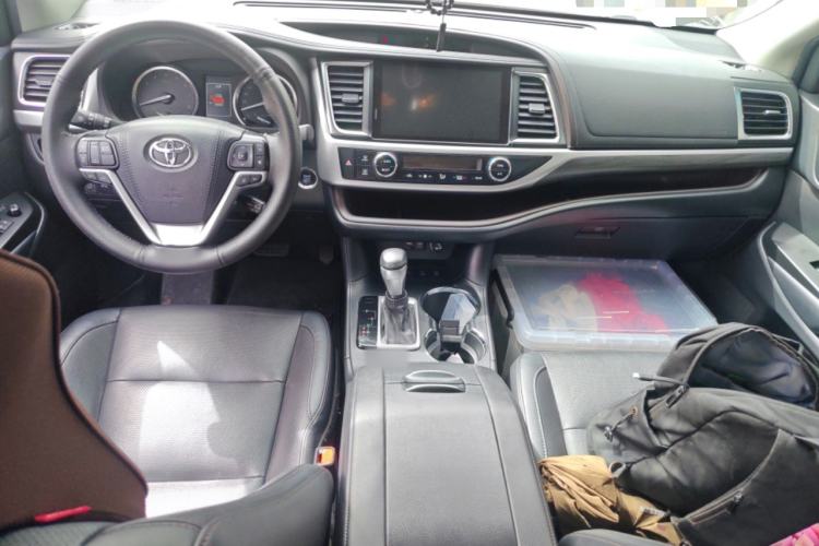 Used Toyota Highlander 2021 2.0T Four-Wheel Drive Prestige Version 7 Seats Center Console