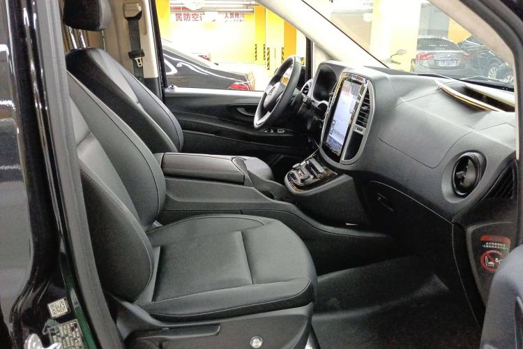 Used Mercedes-Benz Vito 2018 2.0T Elite Version 7 Seats China VI Emission Standard