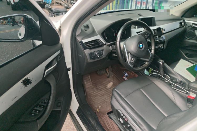 Used BMW X1 2018 sDrive20Li Leading Model
