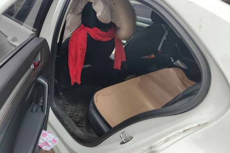 Used Volkswagen Lamando 2015 230TSI DSG Fashion Edition
