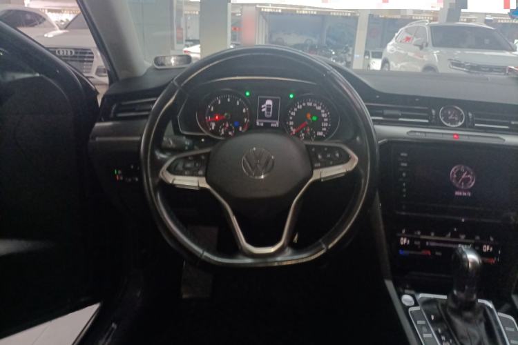 Used Volkswagen Magotan 2020 330TSI DSG Leading Model Steering Wheel