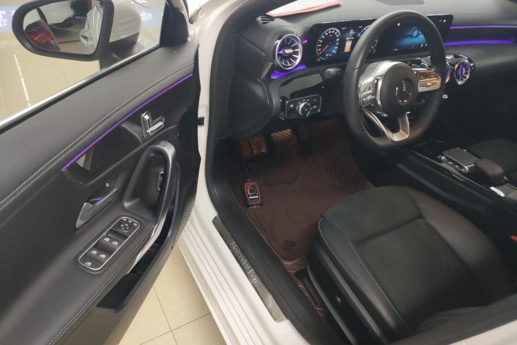 Used Mercedes-Benz A-Class 2021 A 200 L Sport Sedan Fashion Model