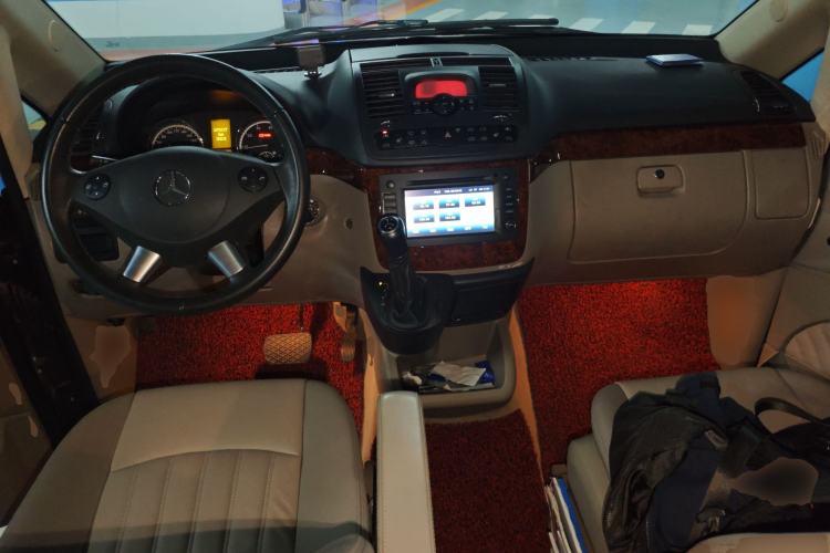 Used Mercedes-Benz Viano 2013 3.5L Haoci version Center Console