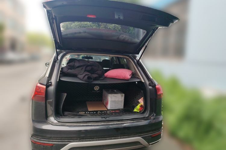 Used Volkswagen Tayron 2019 330TSI Two-Wheel Drive Luxury Model China VI Standard Trunk