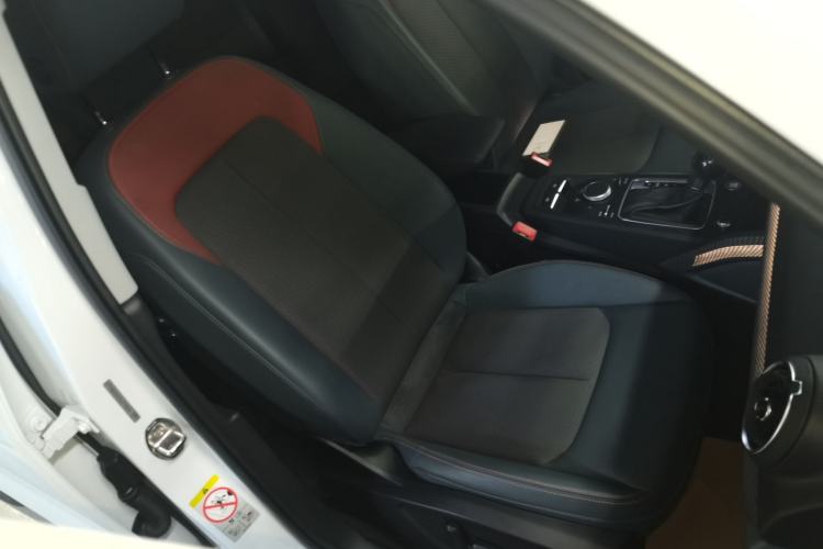 Used Audi Q2L 2020 35 TFSI Fashionable and Elegant Model
