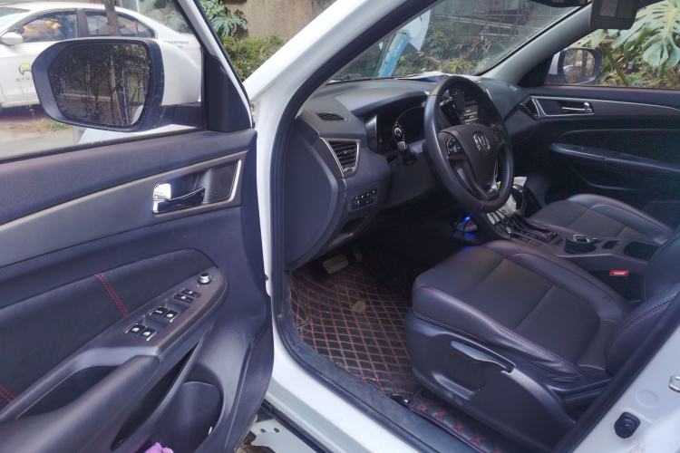 Used Changan CS75 2016 1.8T Automatic Elite Model China V Standard