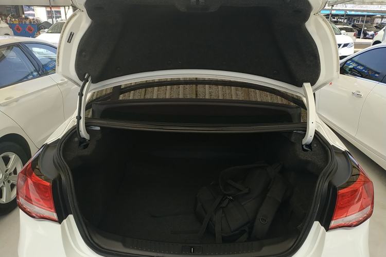 Used Chevrolet Malibu 2018 530T Automatic Fashion Edition Trunk