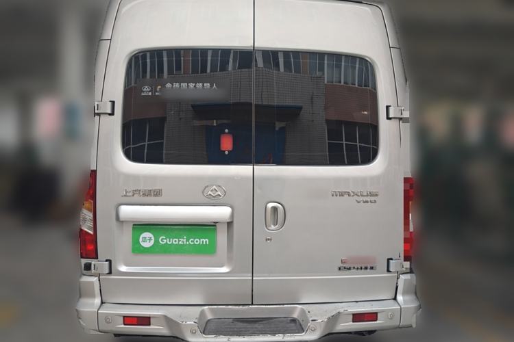 Used SAIC MAXUS Xintu V80 2017 2.5T AMT Aoyuntong National V Short Wheelbase Mid-Roof 5/6/10-Seater
