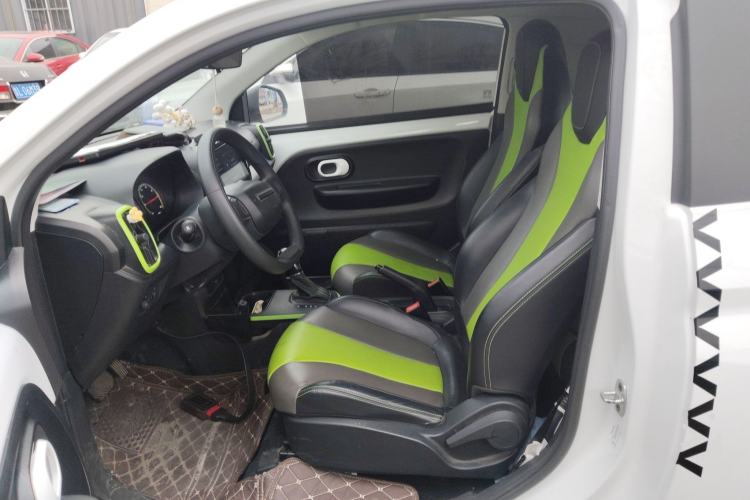 Used Roewe Clever 2021 302 km New Four-Seater Super-Efficient Version