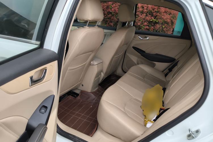 Used Chery Arrizo 7 2013 1.6L Manual ZhiShang Edition
