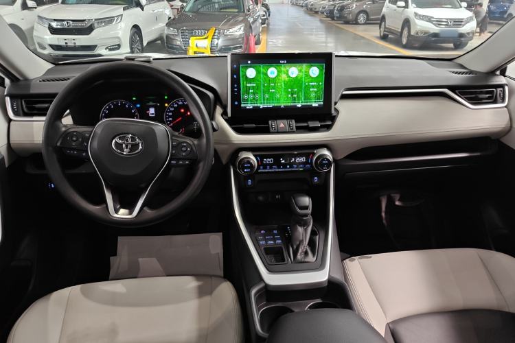 Used Toyota Wildlander 2020 2.0L CVT 4x4 Luxury Edition