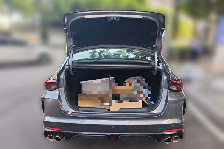 Used GAC Trumpchi EMPOW 2021 270T DCT J15 Version Trunk