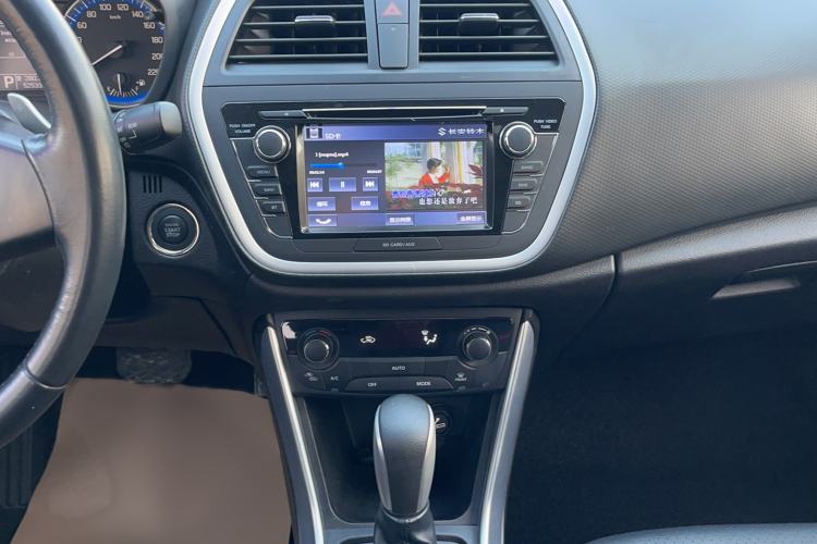 Used Suzuki S-Cross 2014 1.6L CVT Two-Wheel Drive Elite Version