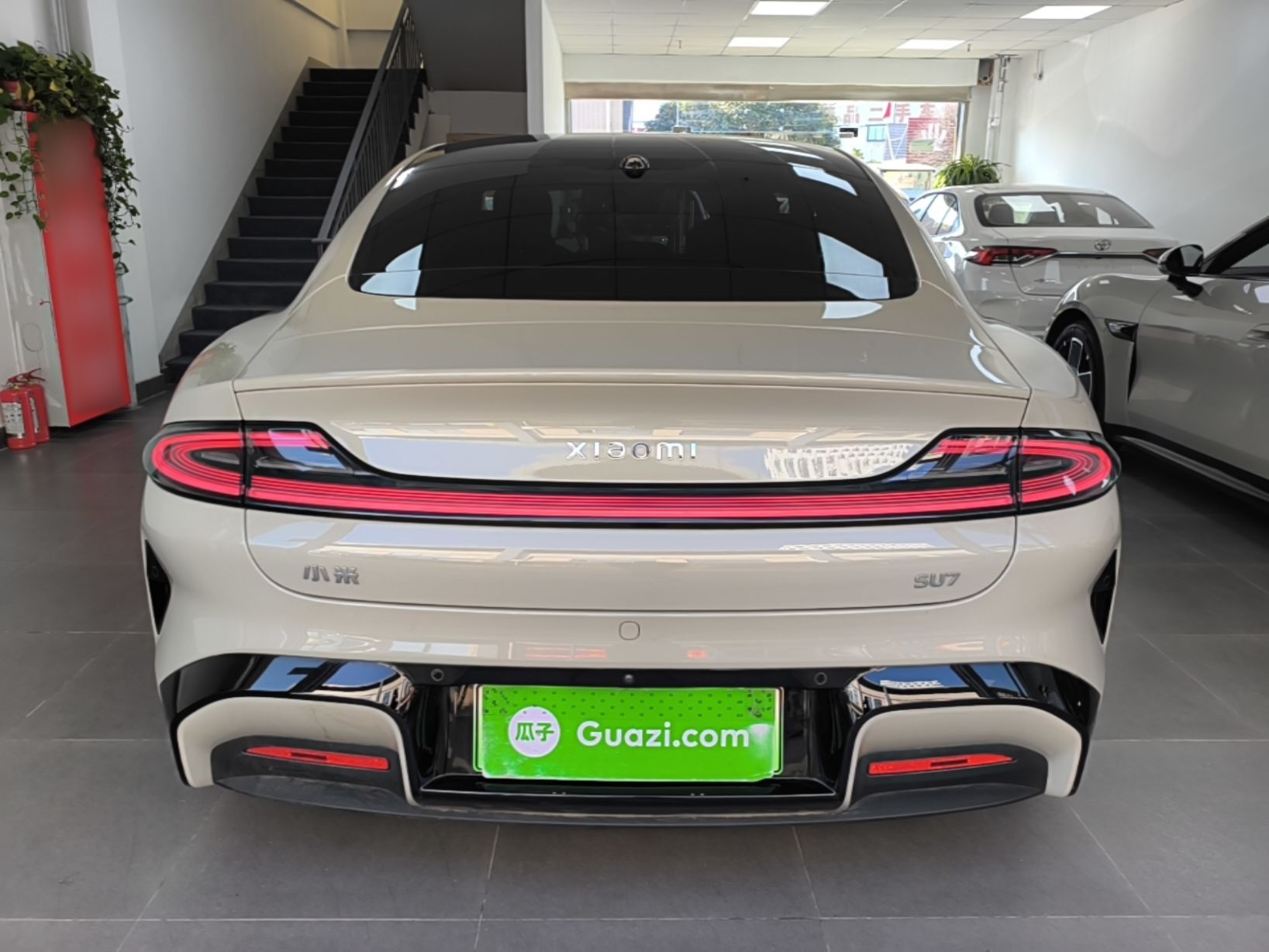 Xiaomi Auto SU7 2024 Rear-Drive Ultra-Long Range Advanced Pro-Level Intelligent Driving Version — снимка 5