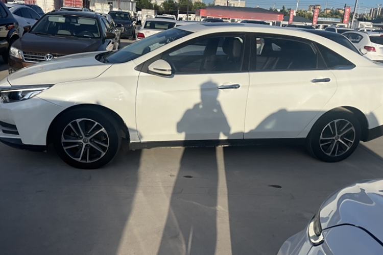 Used Venucia D60 2019 1.6L XL CVT Smart Connect Elite Edition