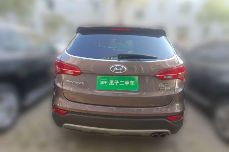 Used Hyundai Santa Fe Classic 2013 Facelift 3.0L 4x4 Comfort Edition with Navigation Euro IV compliant Rear