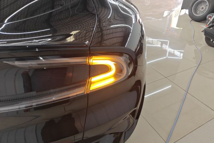 Used Xiaomi Auto YU7 2025 Ultra-Long Range High-Performance All-Wheel-Drive Max Edition
