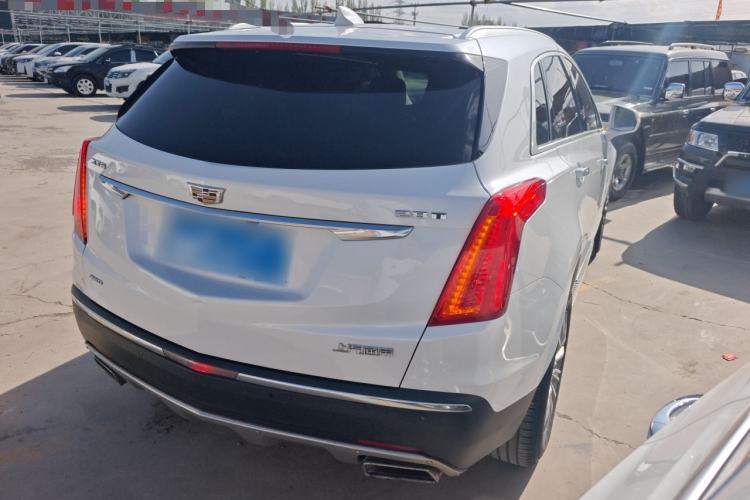 Used Cadillac XT5 2018 28T Four-Wheel Drive Luxury Model Rear Right 45 Deg