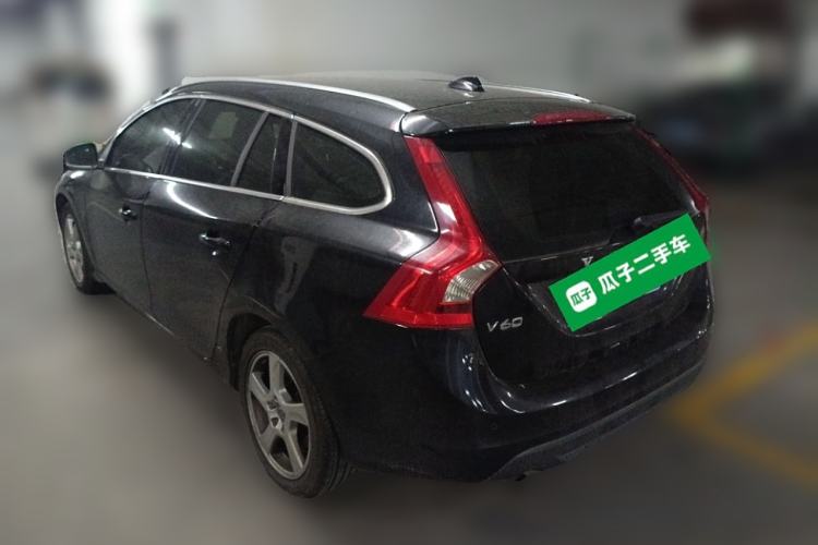 Used Volvo V60 2013 T5 Zhiya Edition
