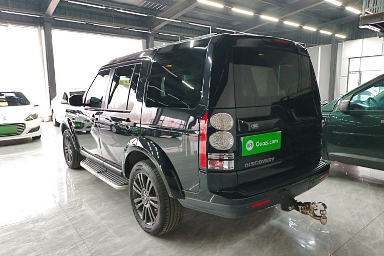 Used Land Rover Discovery 2016 3.0 SC Obsidian Black Heritage Edition SE
