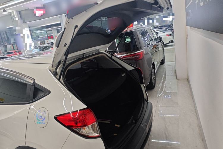 Used Honda Vezel 2020 1.5L CVT Pioneer Edition
