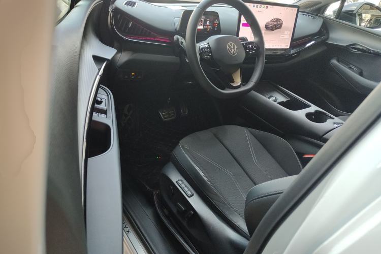 Used Volkswagen ID.UNYX 2024 Pro Long-Range Version Driver Seat