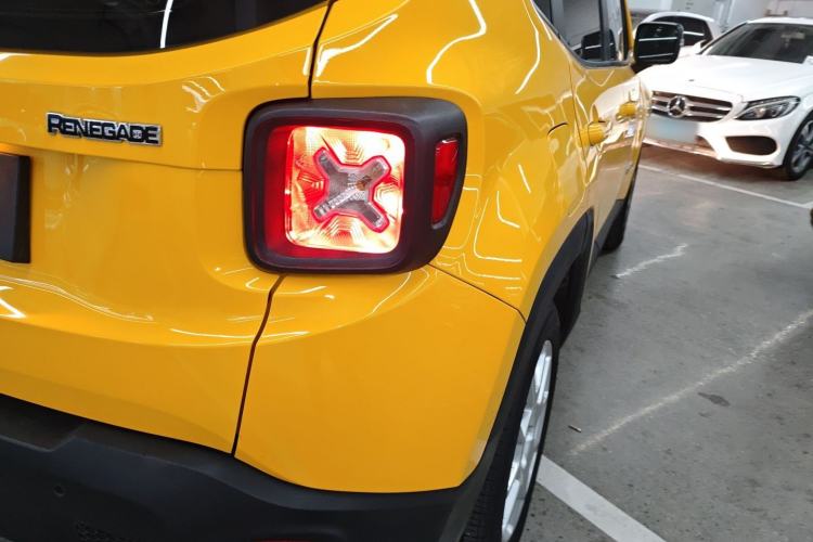 Used Jeep Renegade 2021 220T Automatic Elite Edition Exterior 6