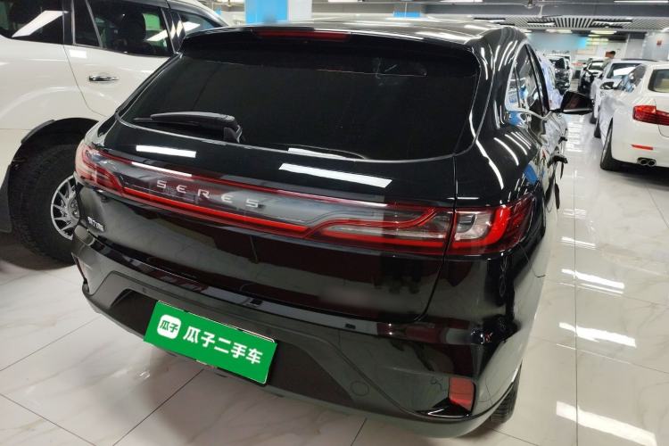 Used SERES SF5 2021 Four-Wheel Drive Freedom Expedition Edition
