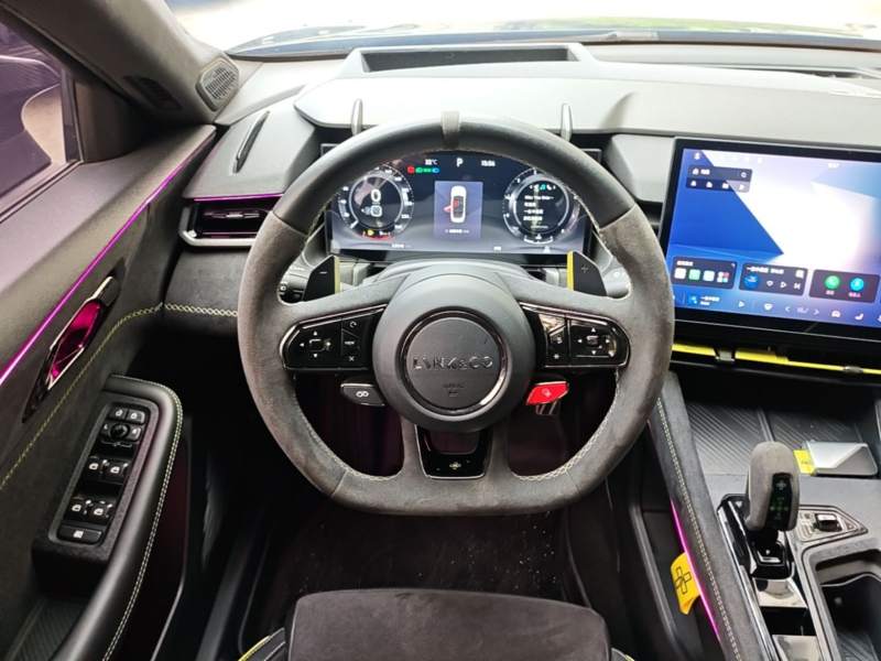 Used Lynk & Co 03 2023 03+ Racing All-Wheel-Drive Version — 10