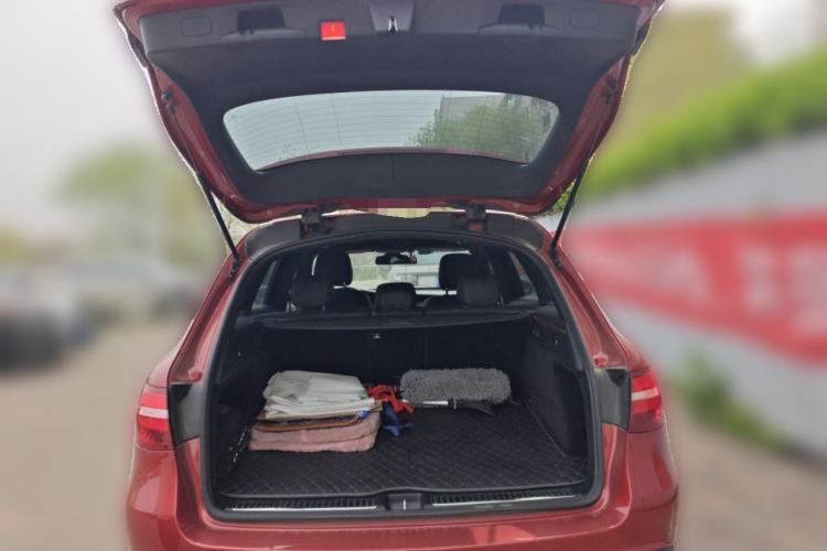 Used Mercedes-Benz GLC 2018 GLC 200 4MATIC Trunk