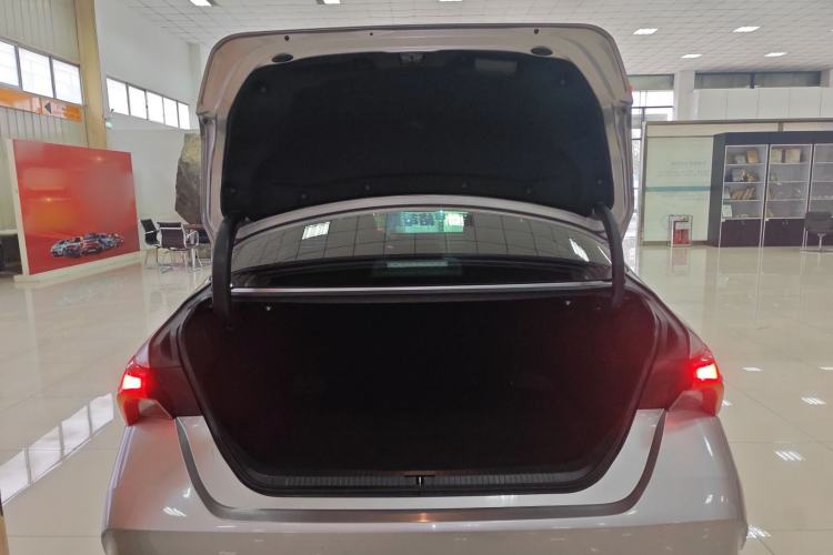 Used Toyota Avalon 2019 2.0L Luxury Edition China VI Standard