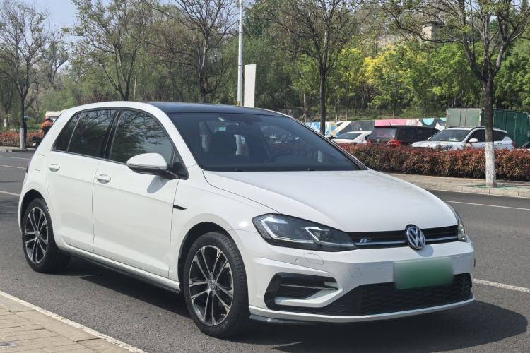 Used Volkswagen Golf 2018 280TSI Automatic R-Line Model Exterior 2