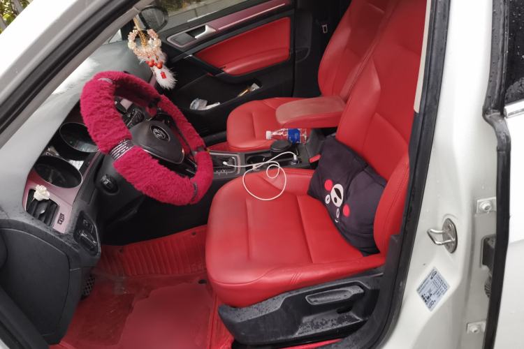 Used Volkswagen Golf 2017 1.6L Automatic Comfort Million-Vehicle Anniversary Edition