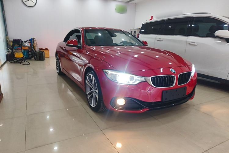 Used BMW 4 Series 2014 420i Convertible Sports Design Package Front Right 45 Deg