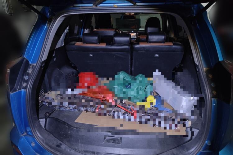 Used Toyota RAV4 2016 2.0L CVT Two-Wheel Drive Fashion Edition China V Standard Trunk