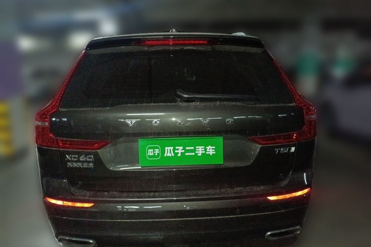 Used Volvo XC60 2019 T5 4x4 Zhiyuan Edition China VI Standard
