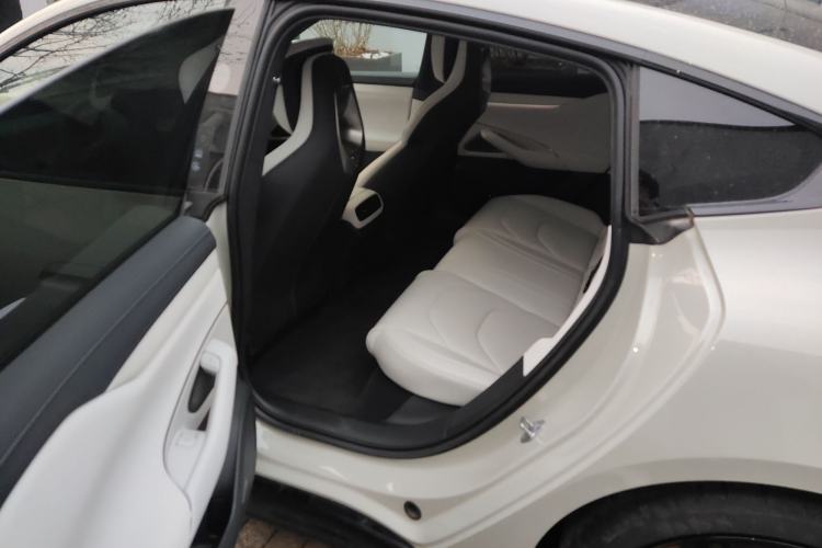 Used Xiaomi Auto SU7 2024 Four-Wheel Drive Ultra-Long Range Advanced Intelligent Driving Max Edition