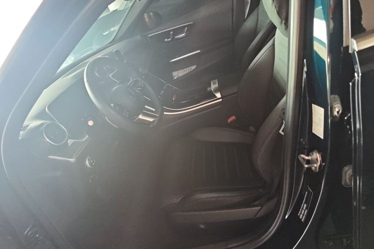 Used Mercedes-Benz C-Class 2023 Second Facelift C 260 L Sport Edition
