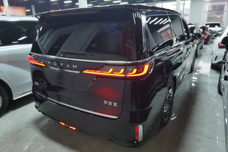 Used VOYAH Dream 2024 PHEV Ultra-Long Range Flagship Edition
