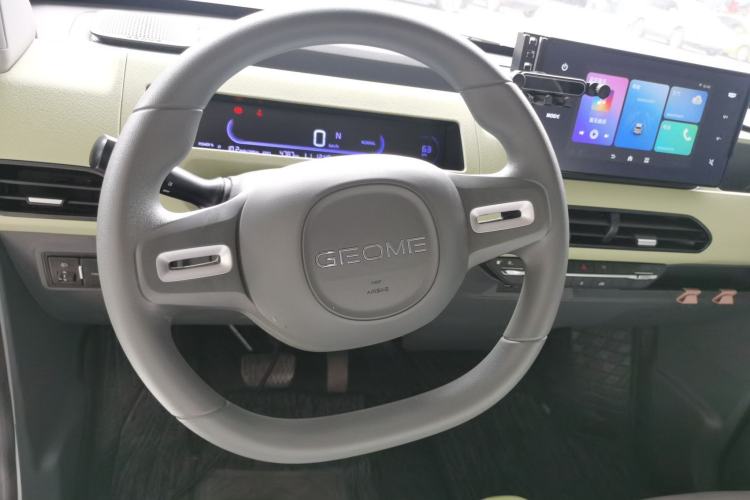 Used Geely Galaxy Panda 2024 Panda Mini 200km Endurance Bear