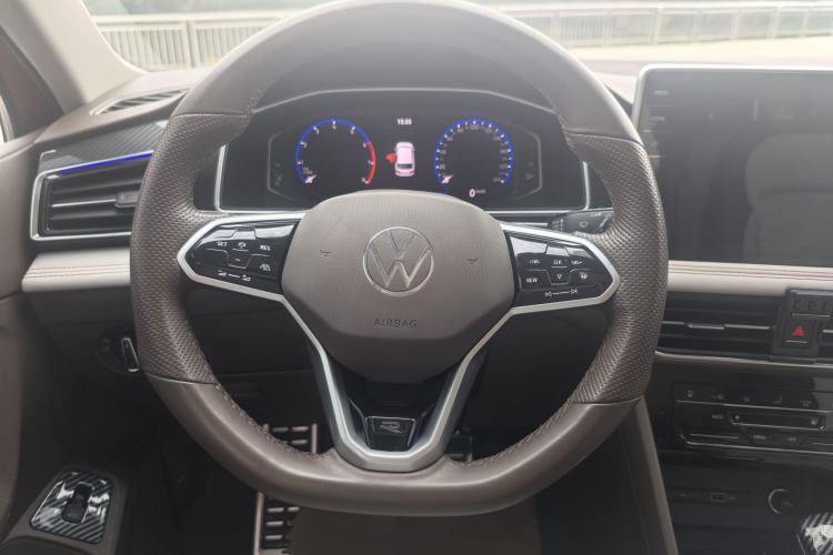 Used Volkswagen Tiguan L 2022 380TSI Automatic All-Wheel Drive R-Line Flagship 7-Seater
