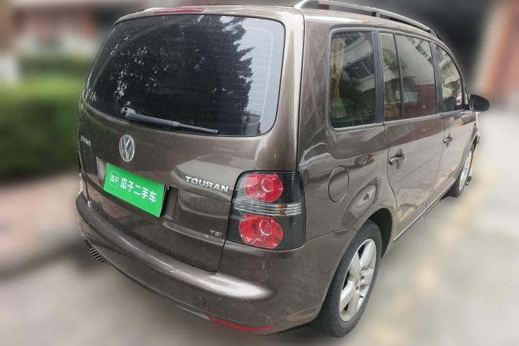 Used Volkswagen Touran 2011 1.4T Manual Zhiya Edition 5 Seats Rear Right 45 Deg