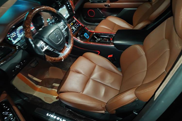 Used Lincoln Continental 2018 2.0T Two-Wheel Drive Deluxe Edition Left Front Seat