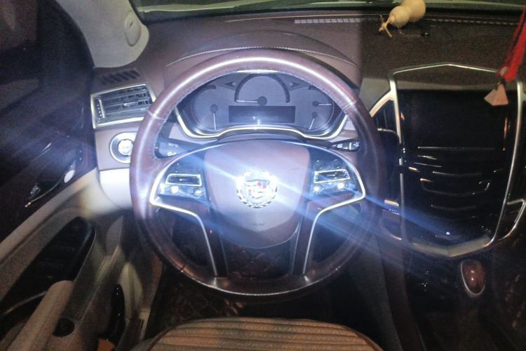 Used Cadillac SRX 2014 3.0L Leading Model Steering Wheel