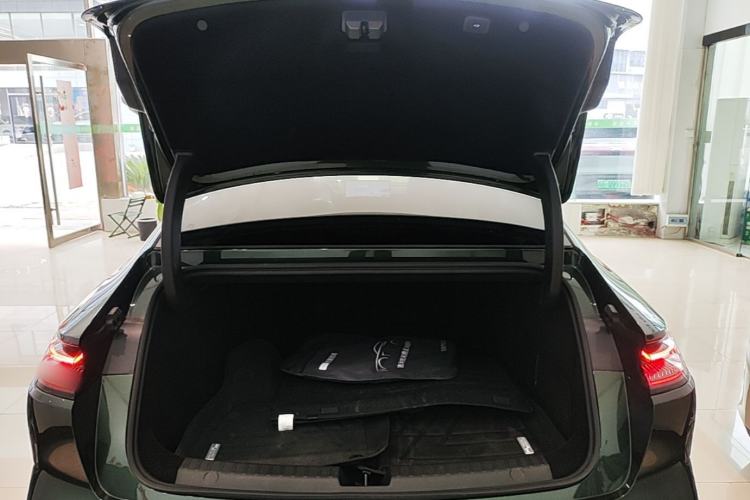 Used Geely Galaxy 8 2025 130km EM-P Starship Edition Trunk
