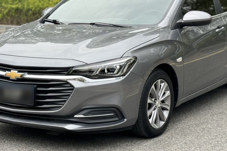 Used Chevrolet Monza 2022 320 Automatic Enjoyment Sunroof Version Left Front Headlight