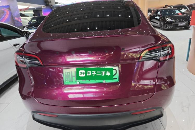 Used Tesla Model Y 2023 Long-Range All-Wheel-Drive Version