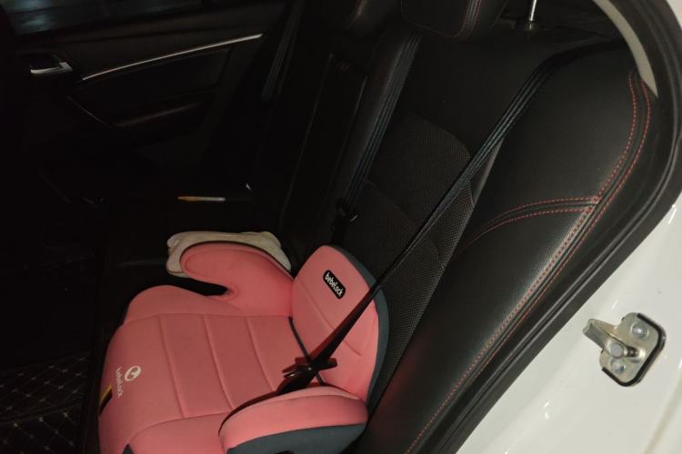 Used Geely Auto Emgrand 2015 Sedan 1.5L CVT Upward Version