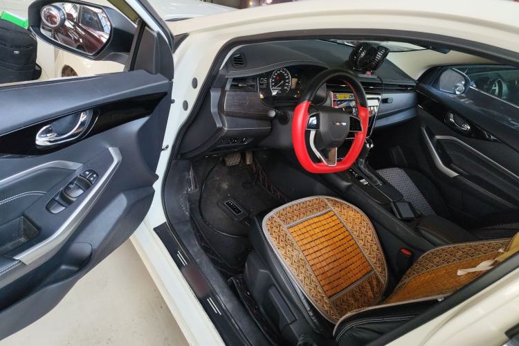 Used Venucia D60 2021 PLUS 1.6L XL CVT Yue Ling Edition